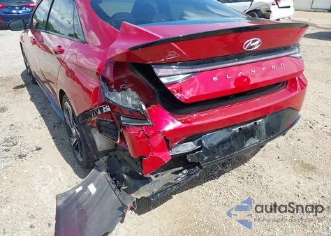 2022 Hyundai Elantra N Line z USA, uszkodzony, nr VIN KMHLR4AF7NU345686